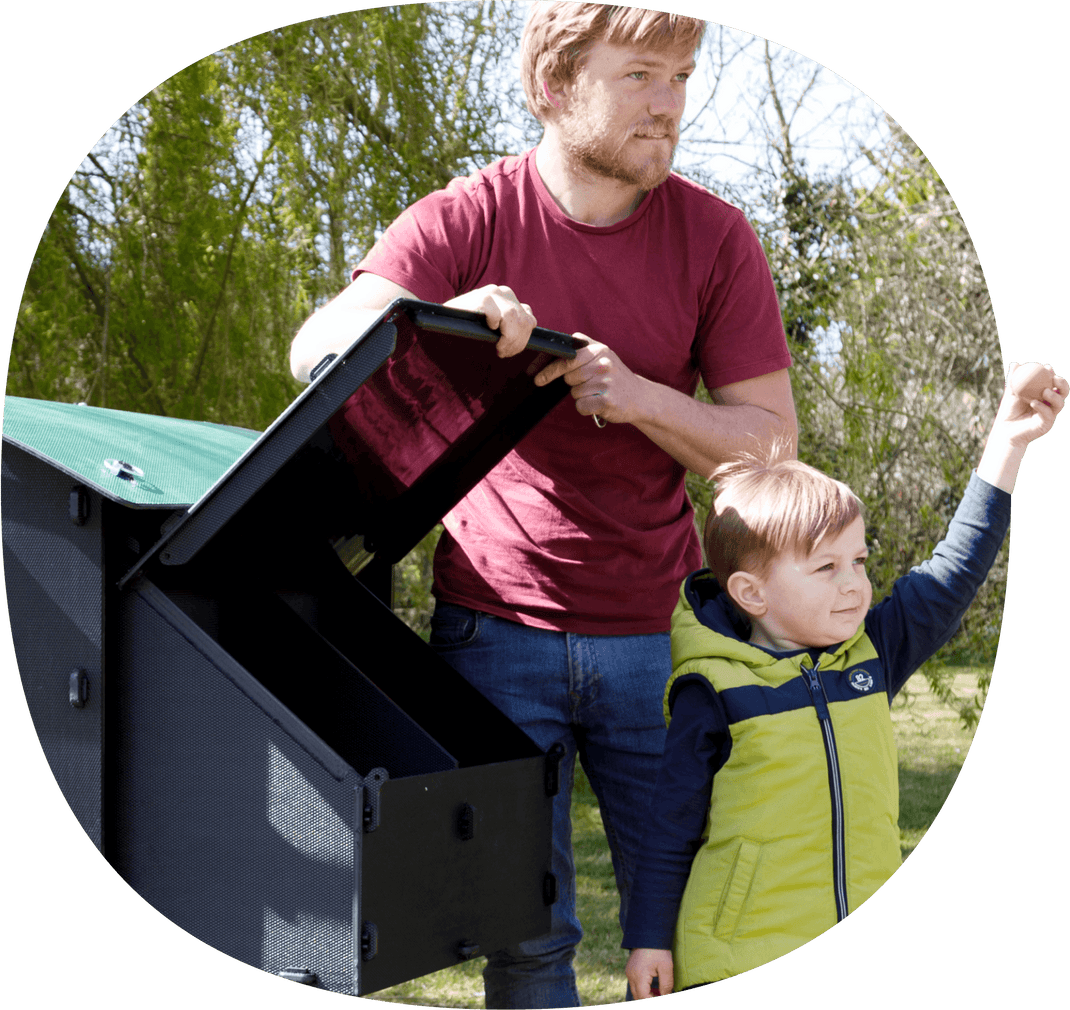 Plastic Chicken Coop EasyClean Red Mite Resistant